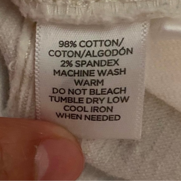 Ann Taylor LOFT Curvy Skinny corduroy cream
white pants - Picture 4 of 8